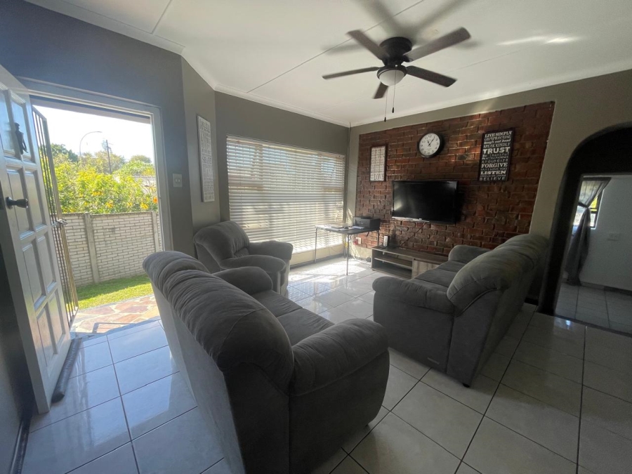 3 Bedroom Property for Sale in Amalinda Eastern Cape